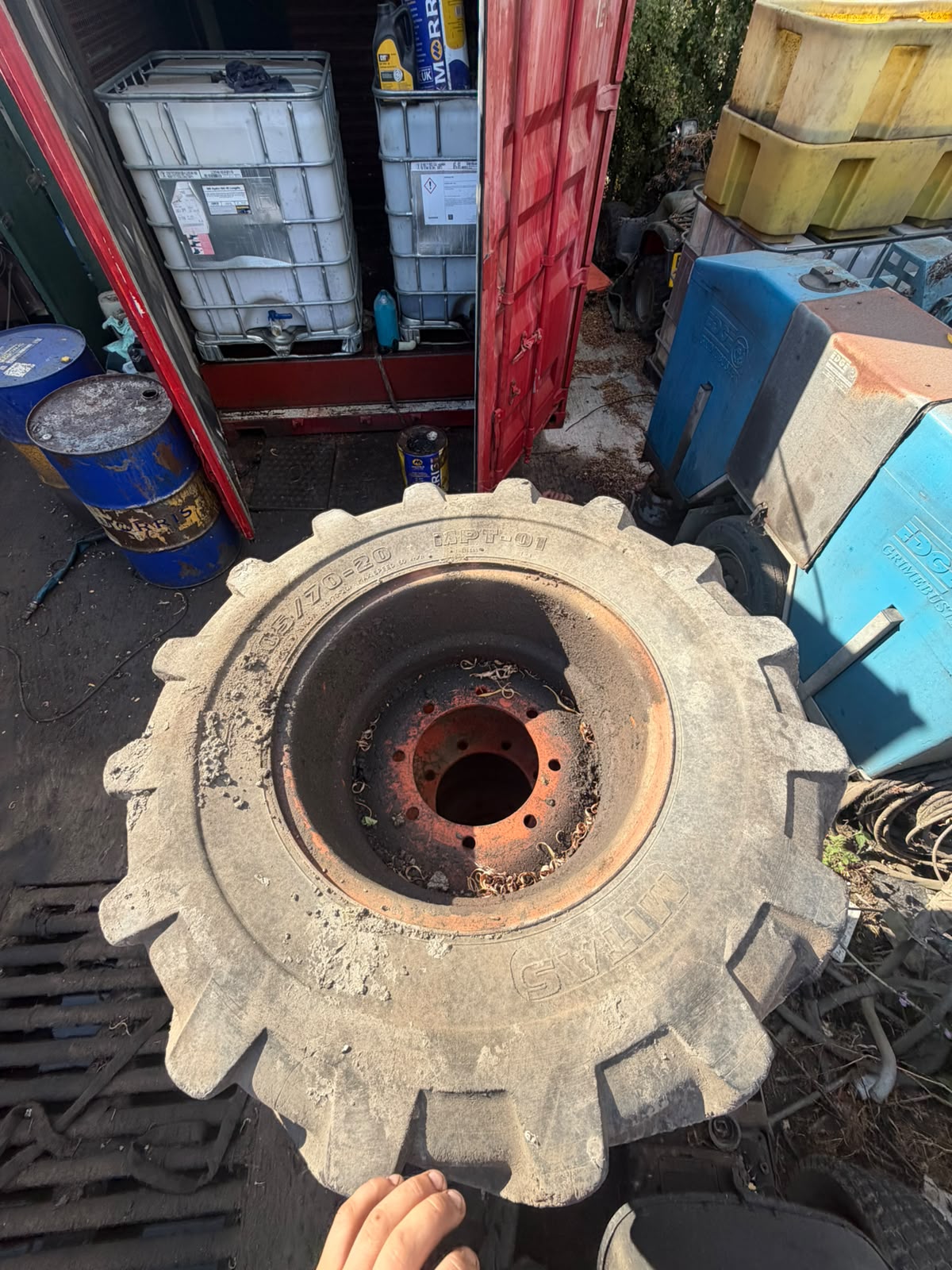 Ausa dumper for sale in Pilsley, Chesterfield — photo 2