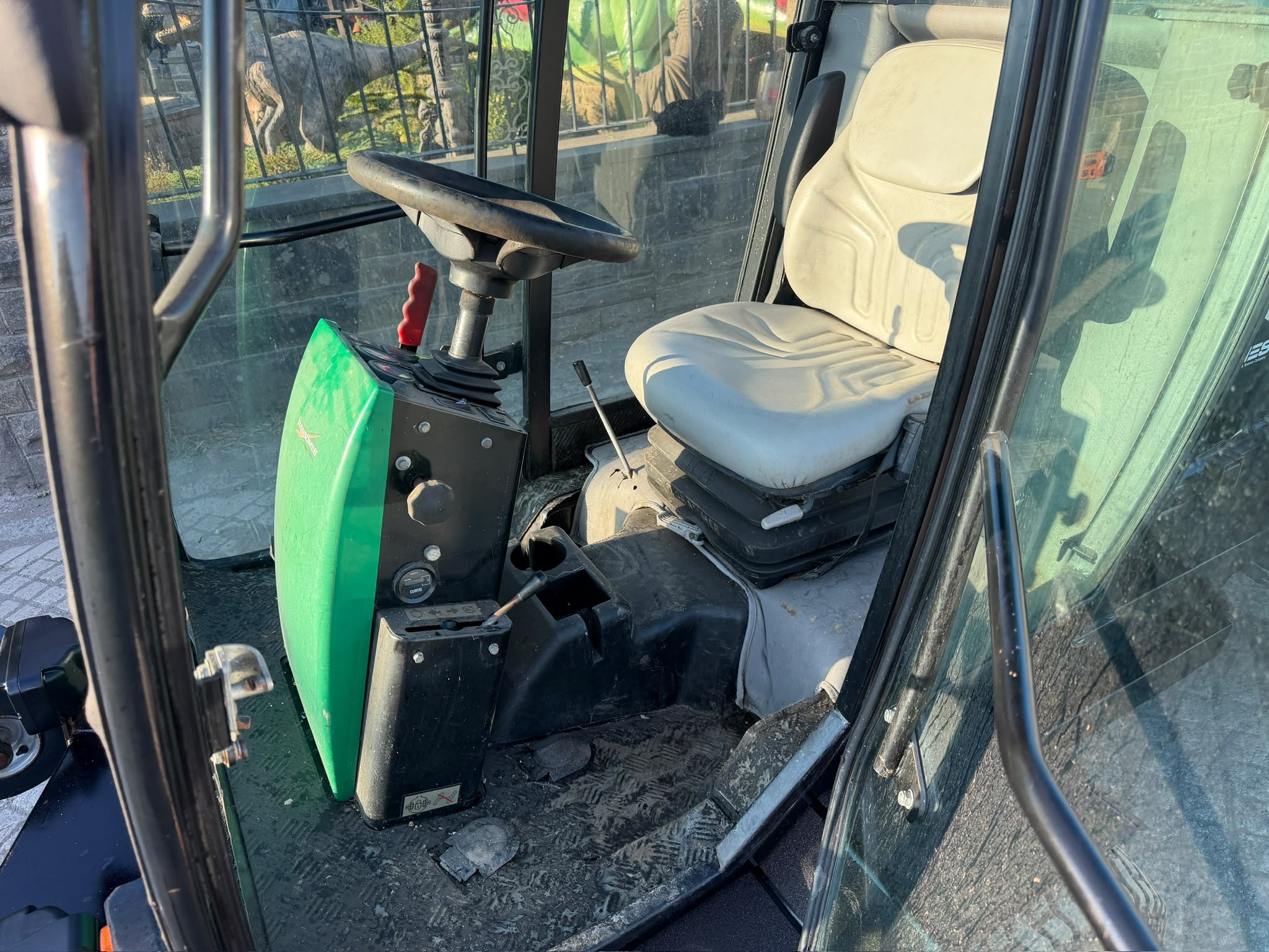 2013 Ransomes mower for sale in Pilsley, Chesterfield — photo 5
