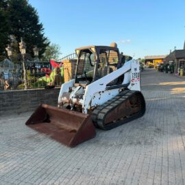 BOBCAT T200 TURBO TRACKED SKIDSTEER LOADER