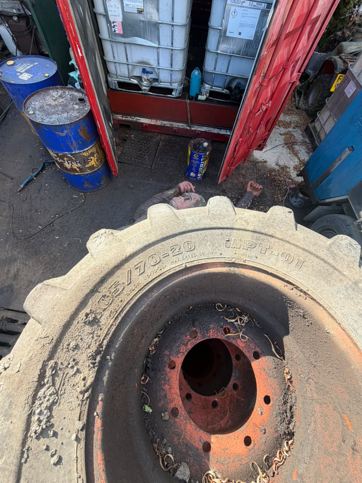Ausa dumper for sale in Pilsley, Chesterfield — photo 4