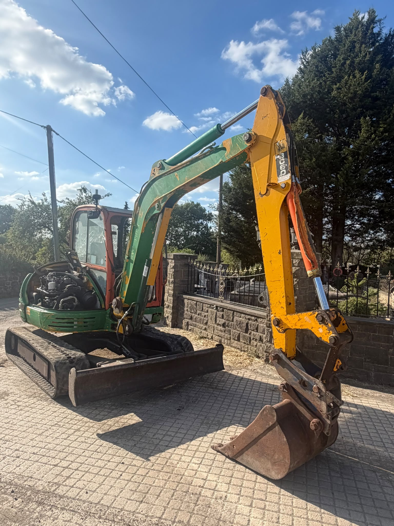 2006 JCB excavator for sale in Pilsley, Chesterfield — photo 4