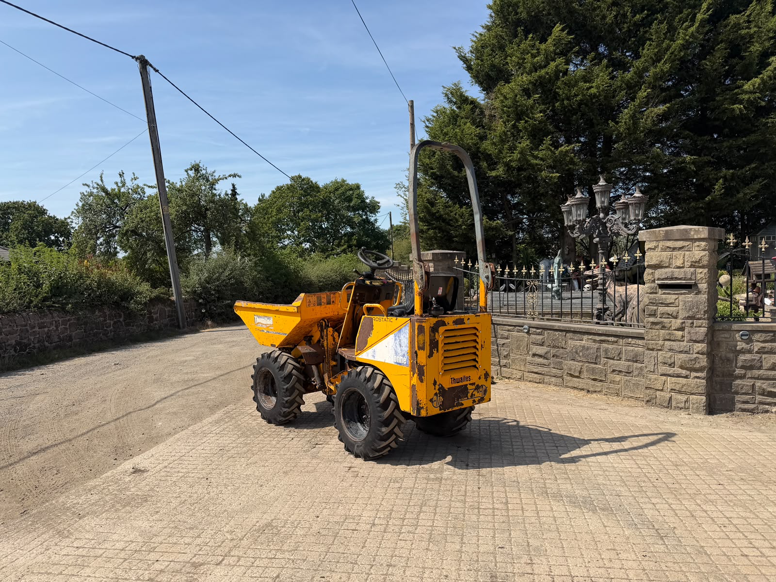 2009 Thwaites dumper for sale in Pilsley, Chesterfield — photo 10