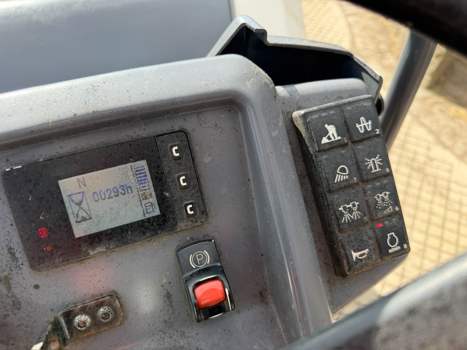2024 Dynapac compactor for sale in Pilsley, Chesterfield — photo 8