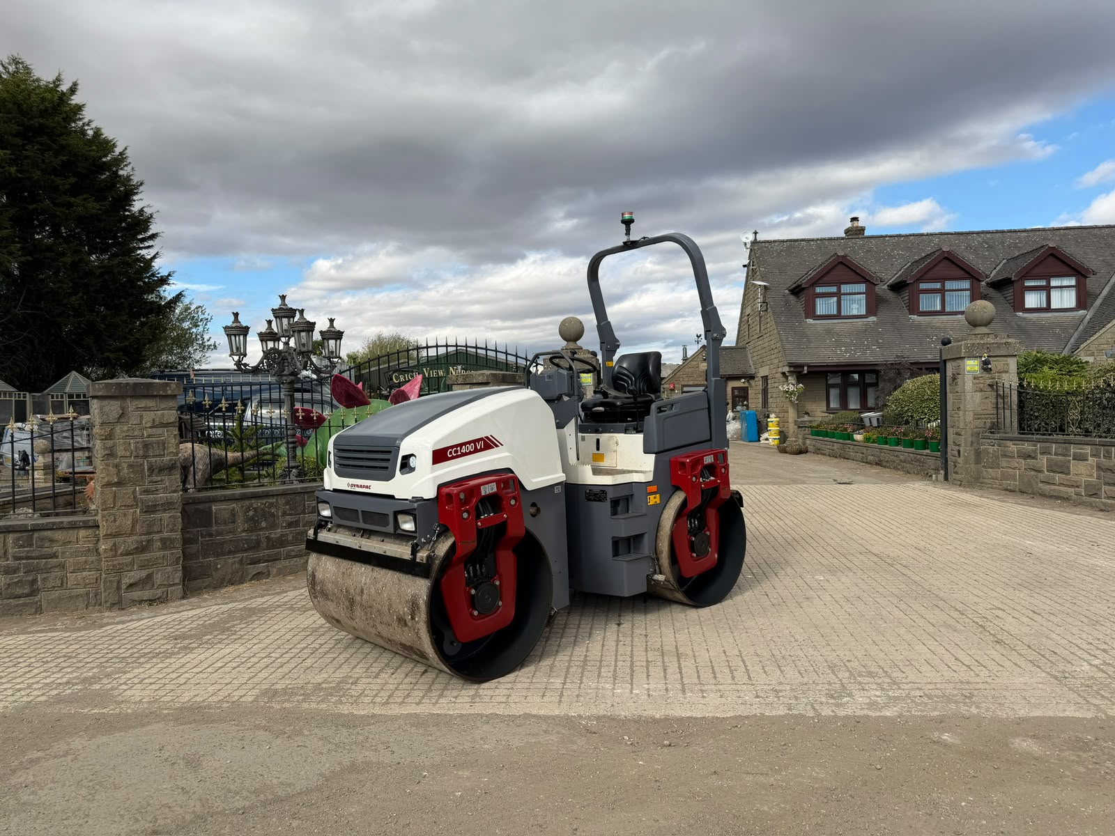 2024 DYNAPAC CC1400-VI 1400MM 5.2 TON DIESEL TWIN DRUM VIBRATING ROLLER