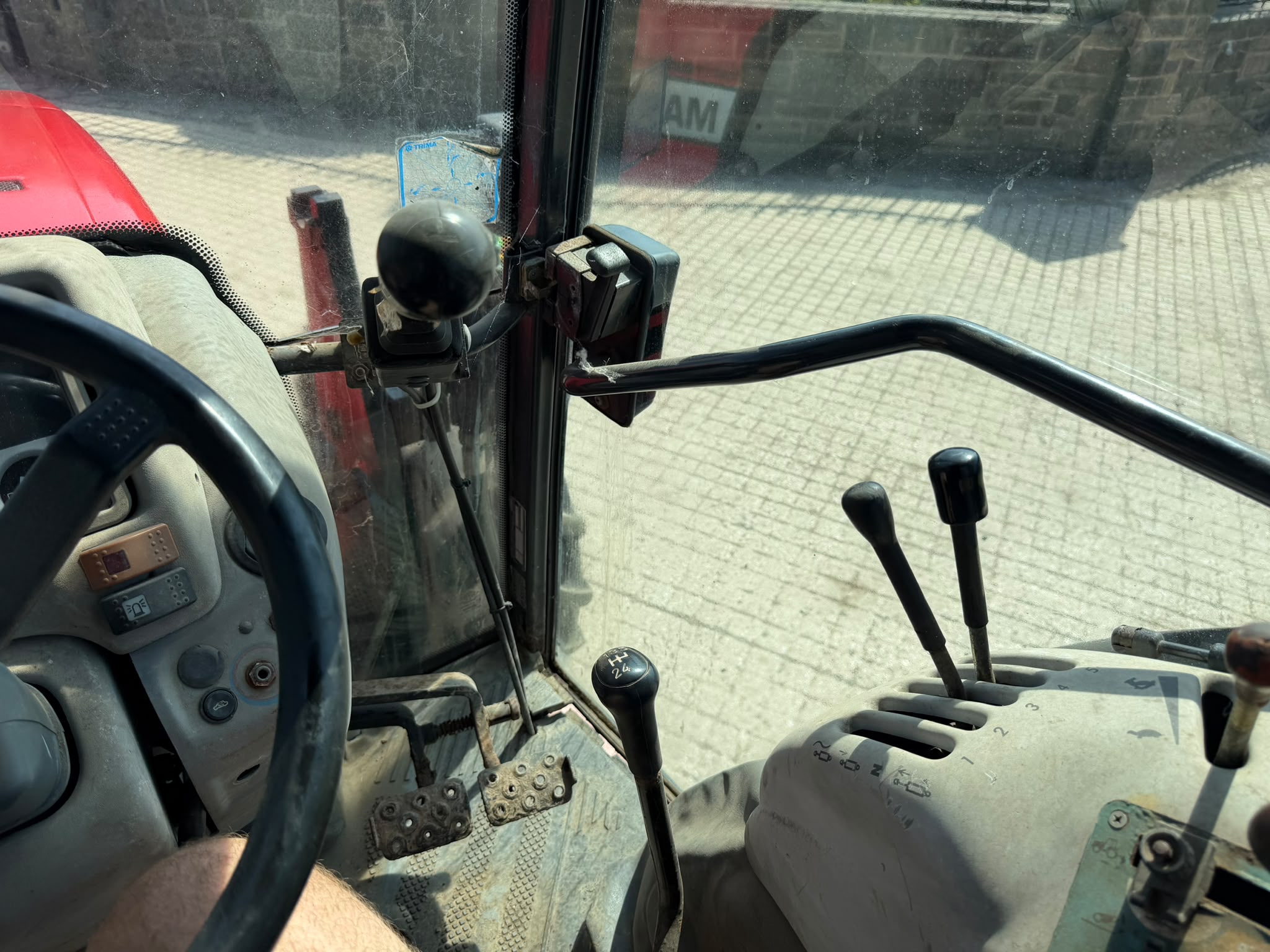 Massey Ferguson tractor for sale in Pilsley, Chesterfield — photo 9