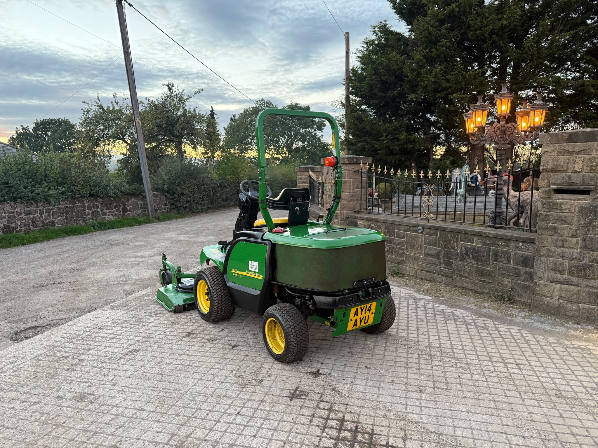 2014 John Deere tractor for sale in Pilsley, Chesterfield — photo 10