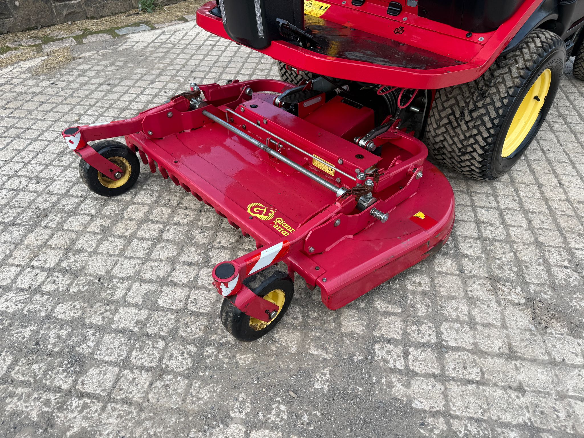 2022 mower for sale in Pilsley, Chesterfield — photo 8