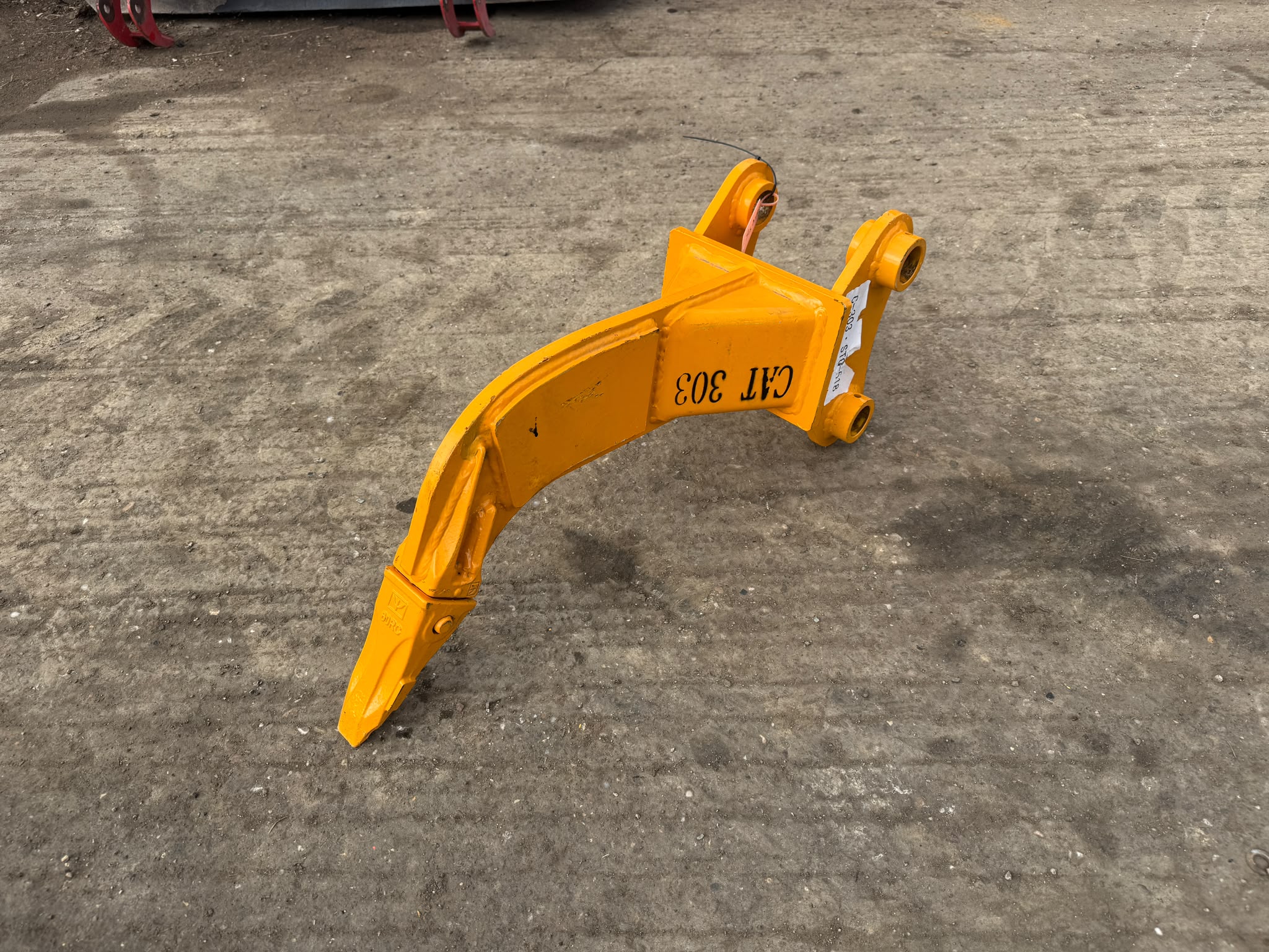 NEW/UNUSED RIPPER TOOTH - 40MM PINS excavator for sale in Pilsley, Chesterfield — photo 9