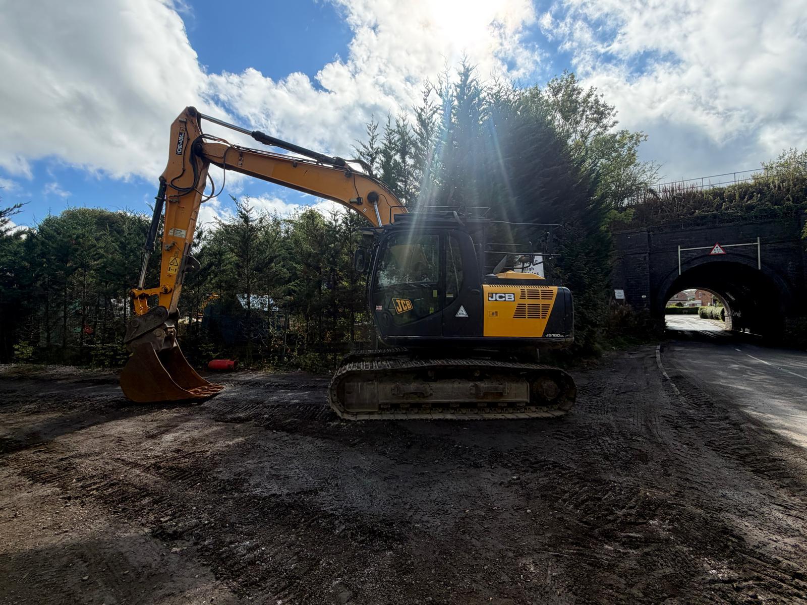 2017 JCB excavator for sale in Pilsley, Chesterfield — photo 5