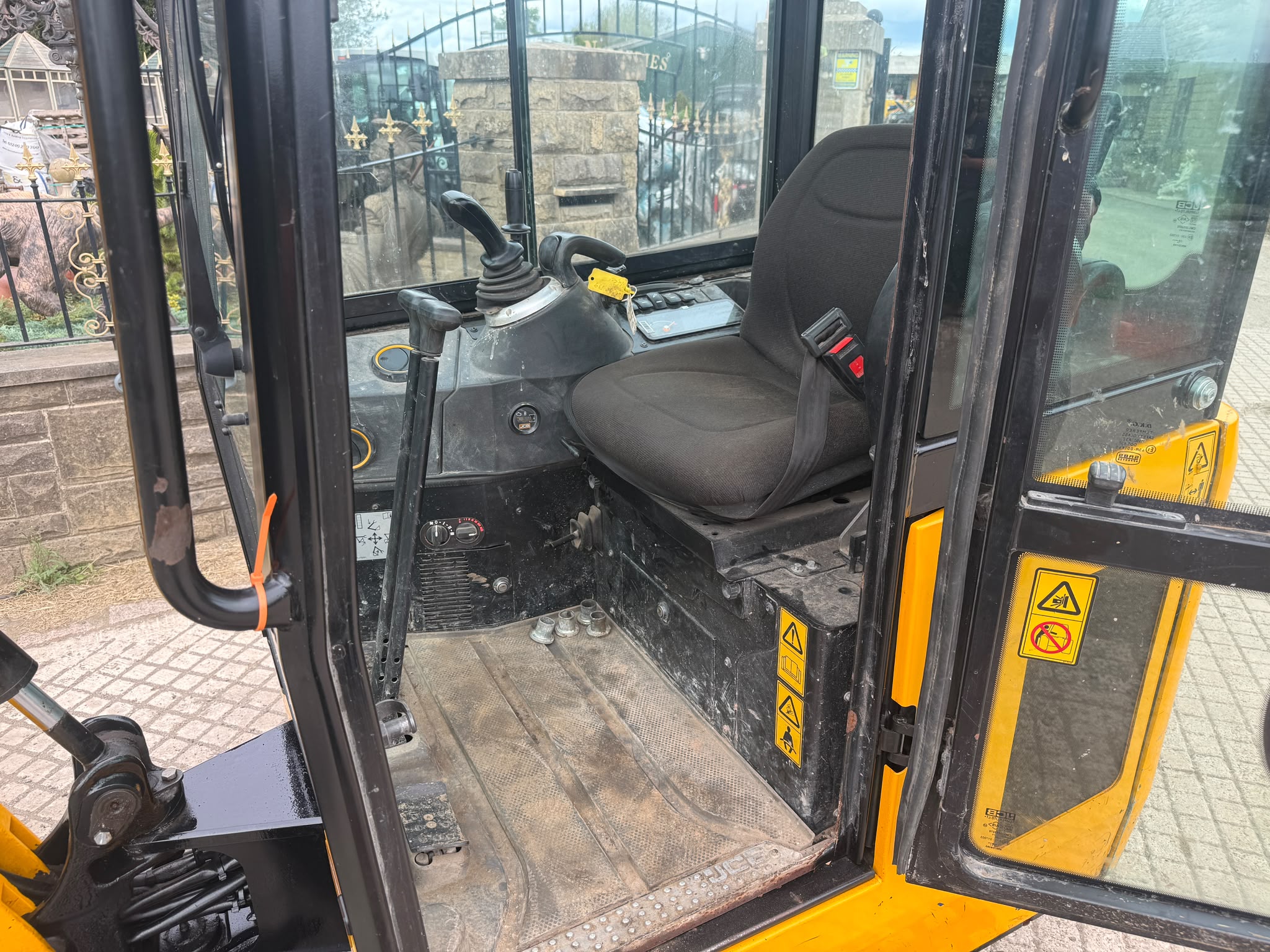2022 JCB excavator for sale in Pilsley, Chesterfield — photo 5