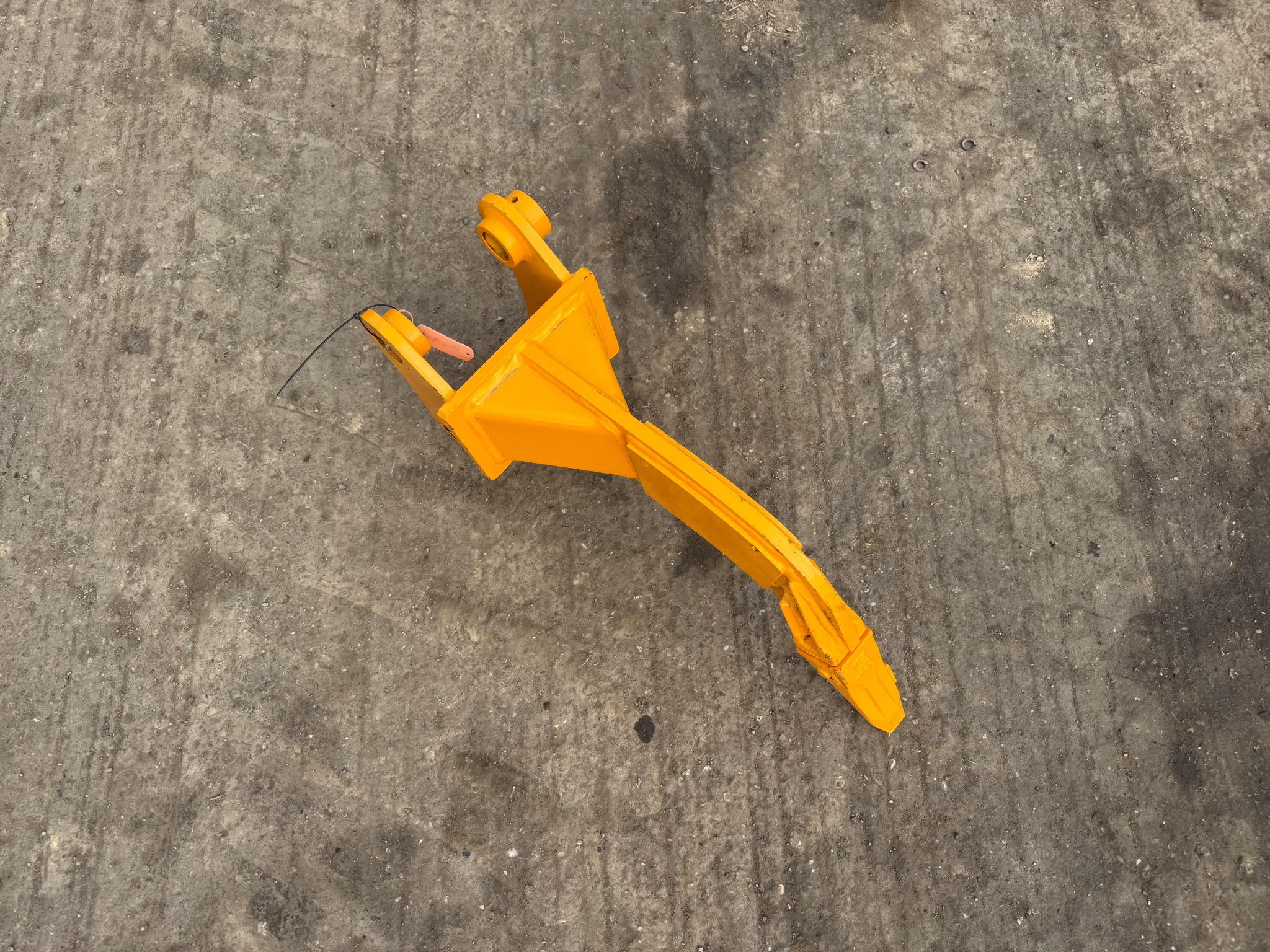 NEW/UNUSED RIPPER TOOTH - 40MM PINS for sale in Pilsley, Chesterfield