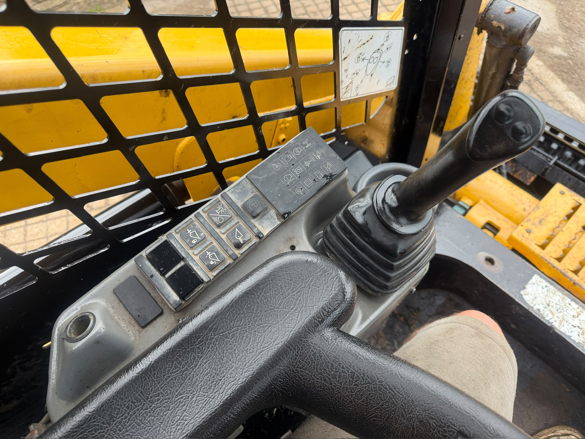 2020 loader for sale in Pilsley, Chesterfield — photo 2
