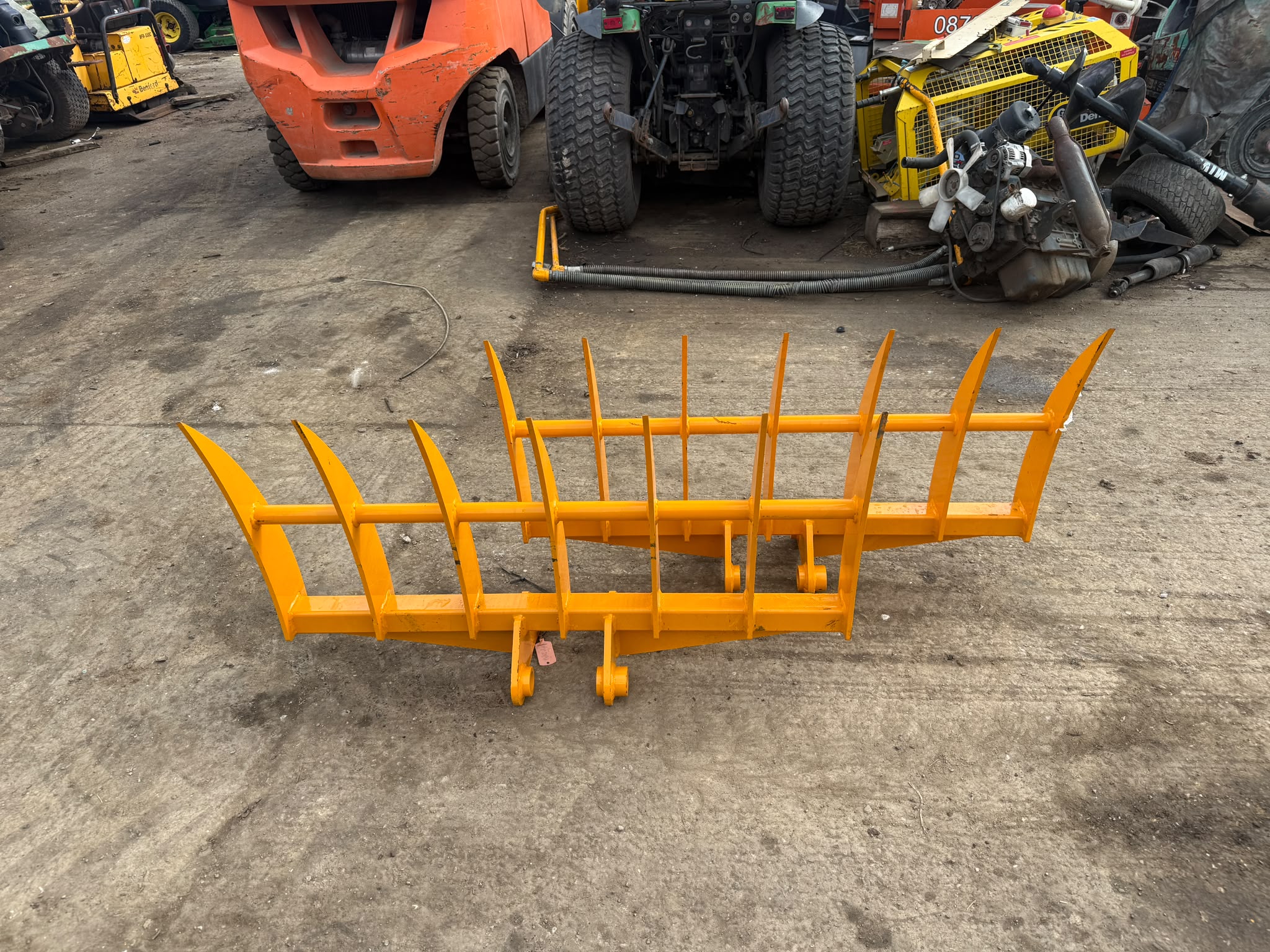 NEW/UNUSED 46” EXCAVATOR LANDRAKE - 40MM PINS excavator for sale in Pilsley, Chesterfield — photo 3