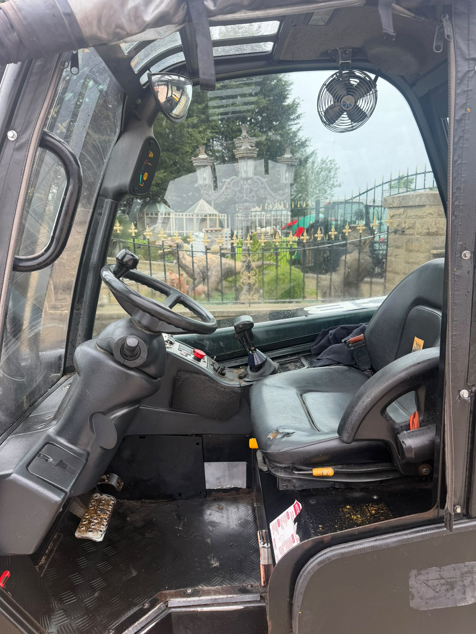 2016 JCB forklift for sale in Pilsley, Chesterfield — photo 2