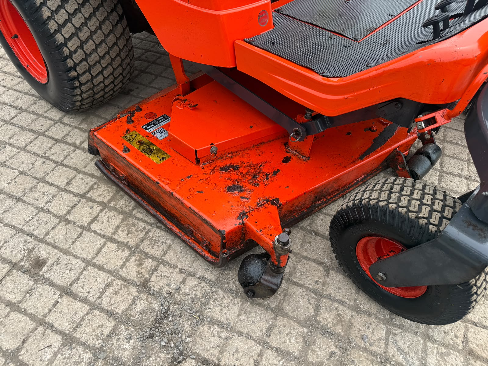 2015 Kubota mower for sale in Pilsley, Chesterfield — photo 3