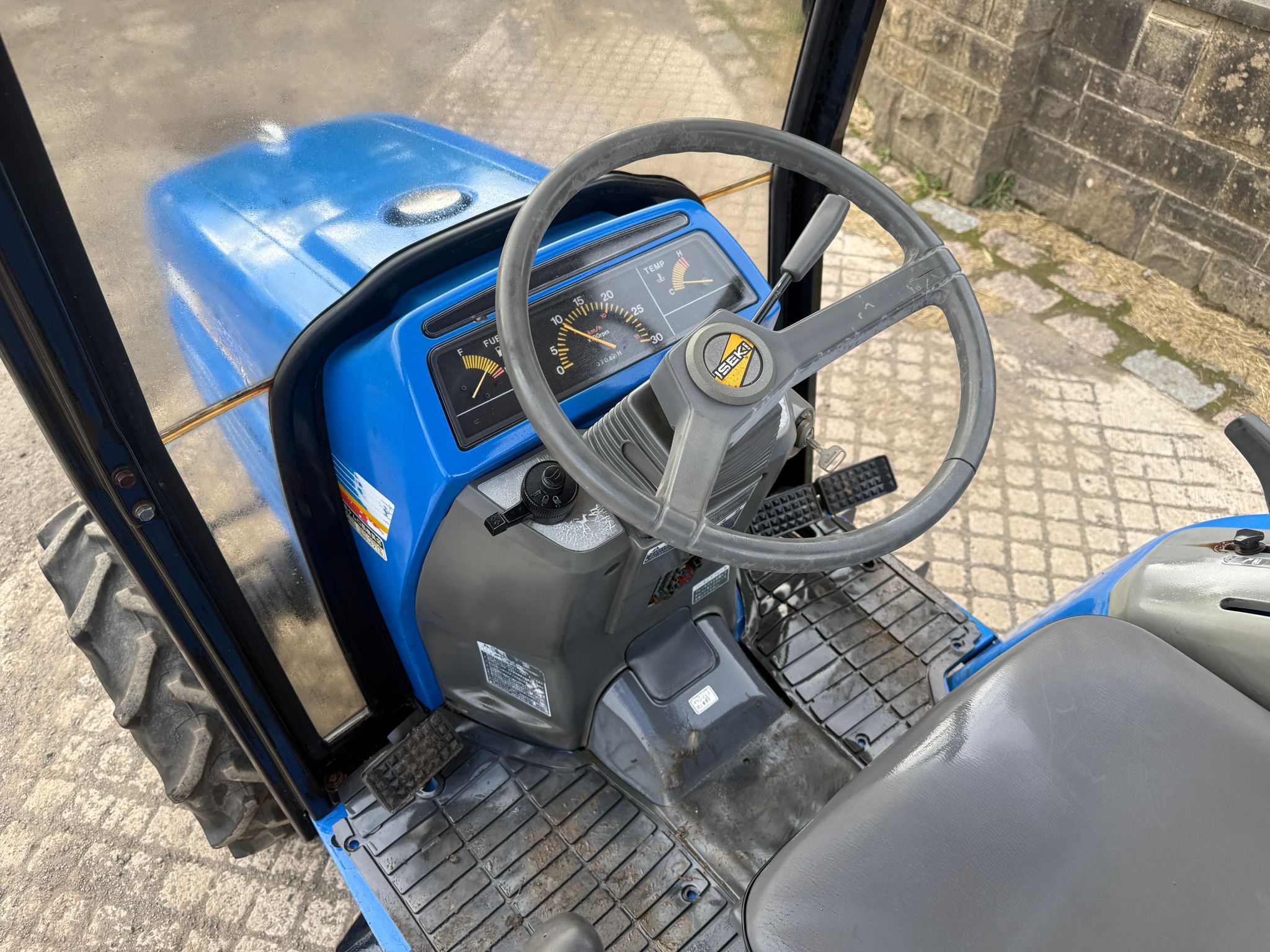 ISEKI TF23F 23HP 4WD COMPACT TRACTOR tractor for sale in Pilsley, Chesterfield — photo 3