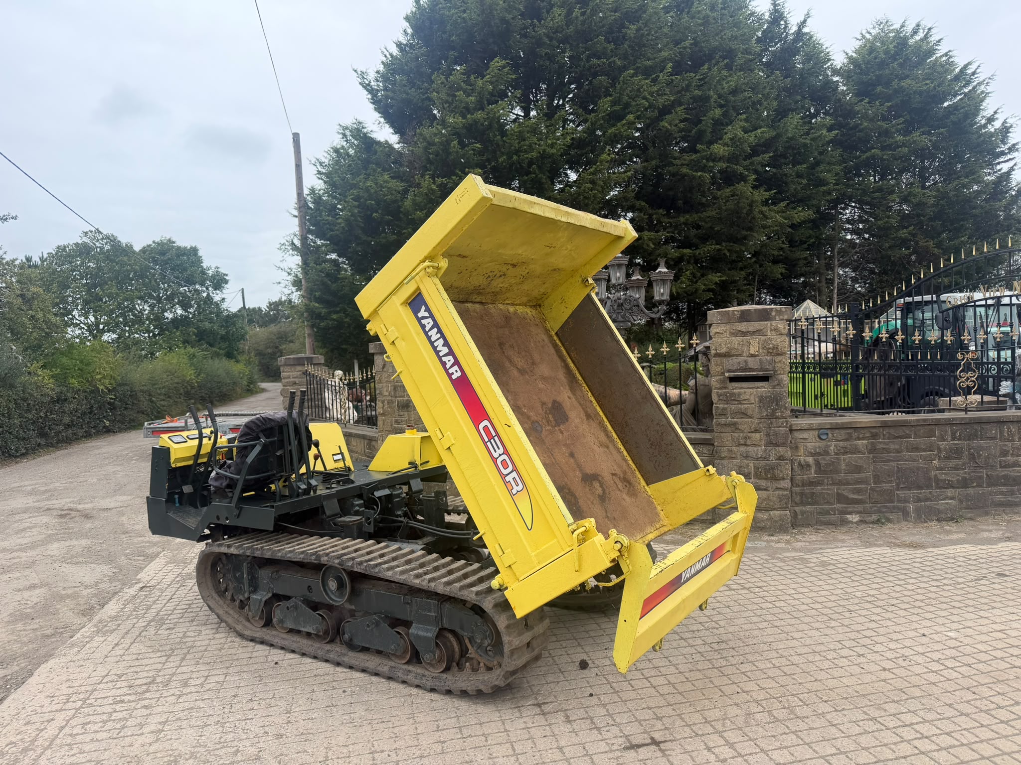 Yanmar dumper for sale in Pilsley, Chesterfield — photo 6
