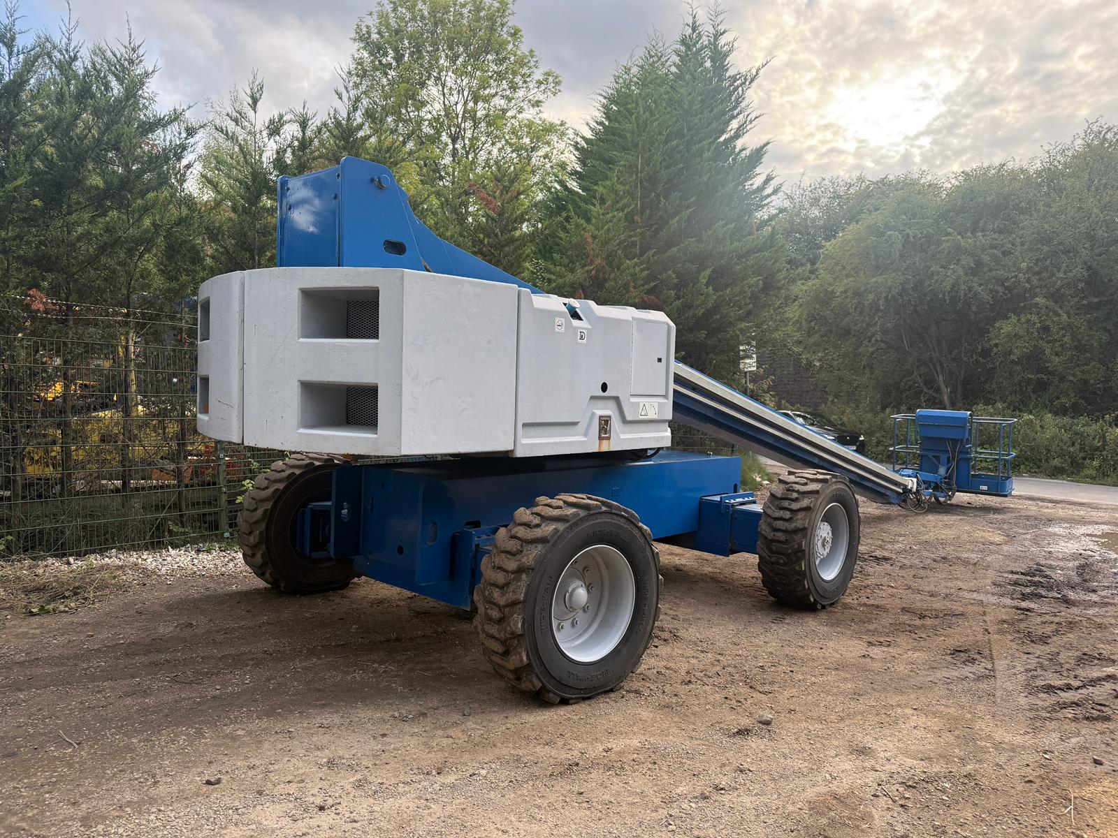 Genie boom lift for sale in Pilsley, Chesterfield — photo 10