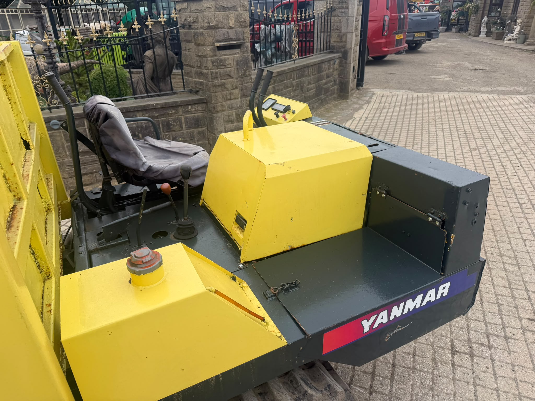 Yanmar dumper for sale in Pilsley, Chesterfield — photo 9