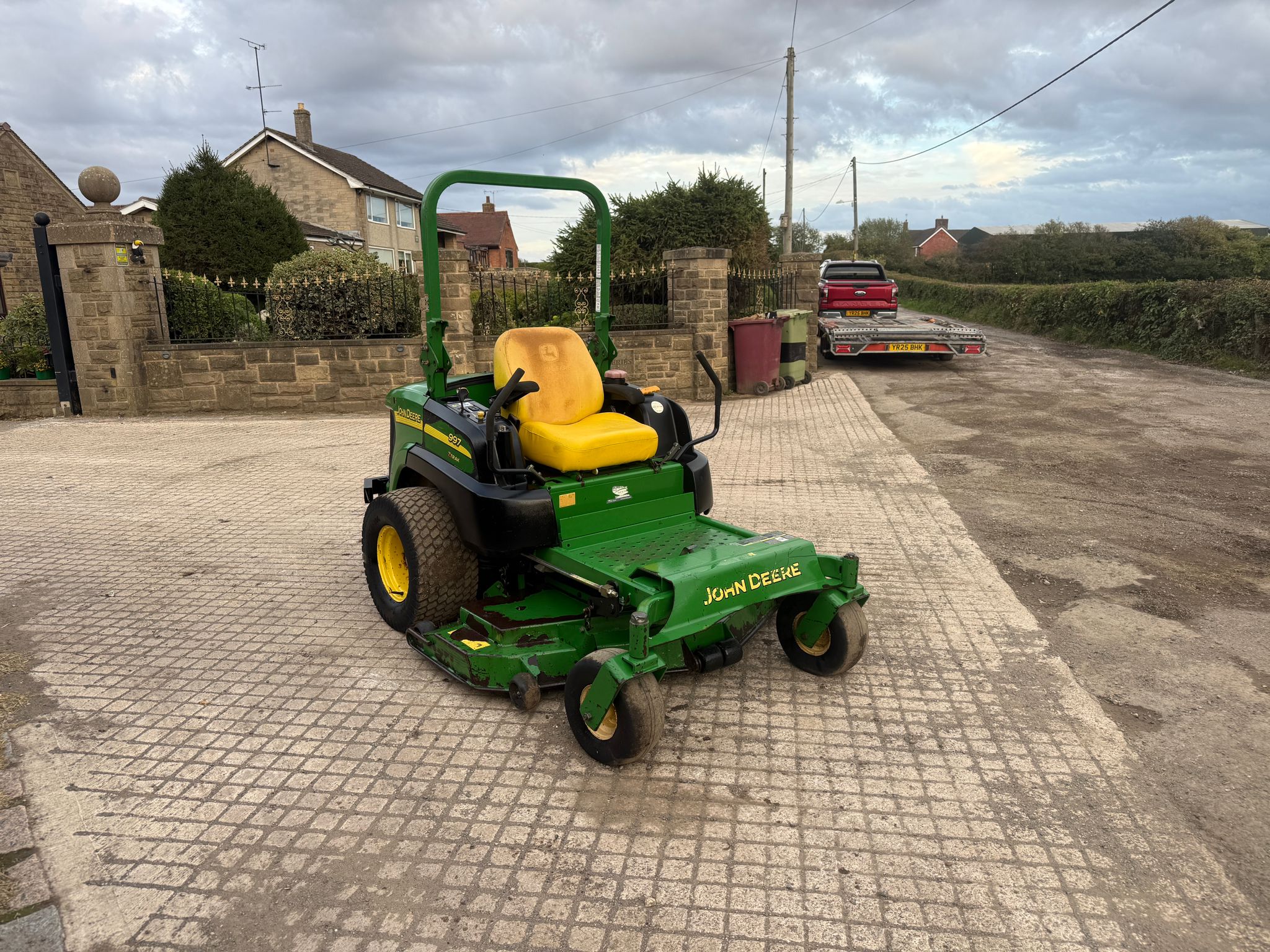 2009 John Deere mower for sale in Pilsley, Chesterfield — photo 5