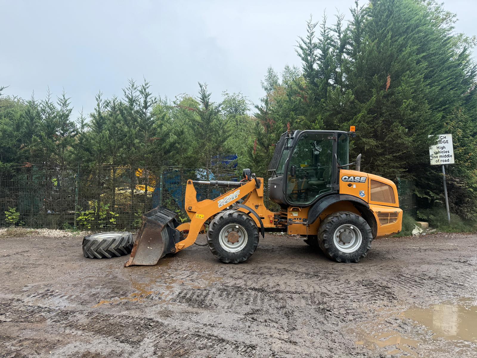 2015 CASE 221F WHEELED LOADING SHOVEL