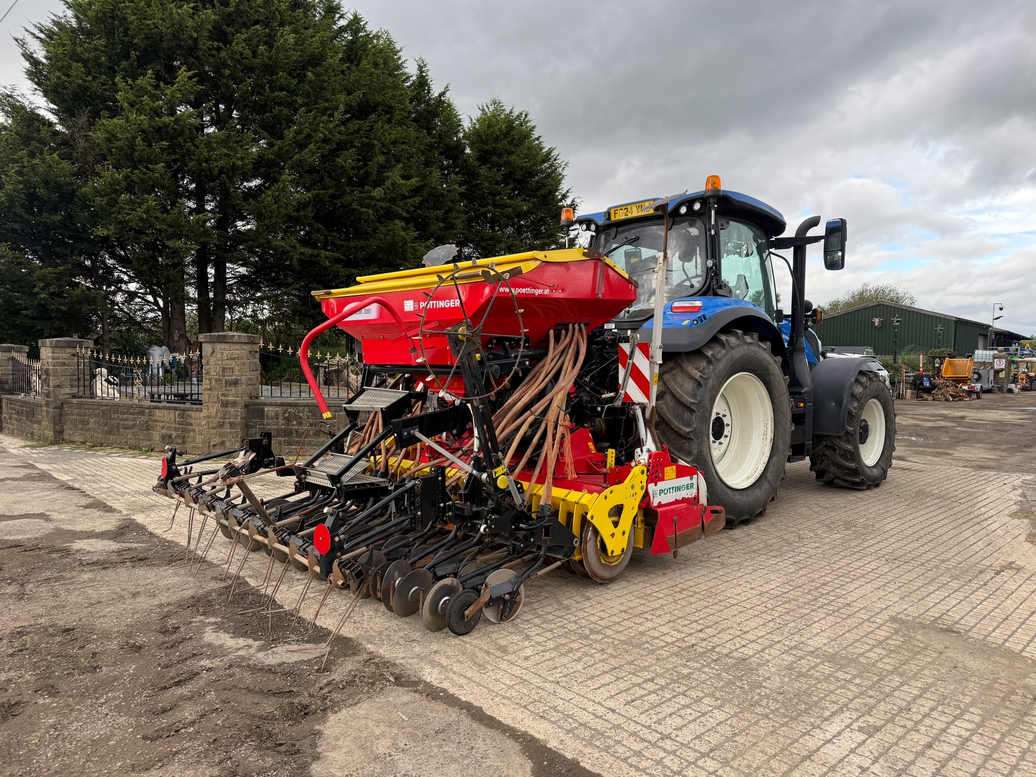 2013 2013 POTTINGER LION 3002/AEROSEM 3000 COMBINATION DRILL KIT for sale in Pilsley, Chesterfield