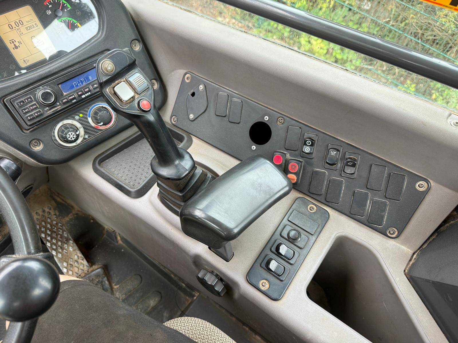 2015 Case loader for sale in Pilsley, Chesterfield — photo 3