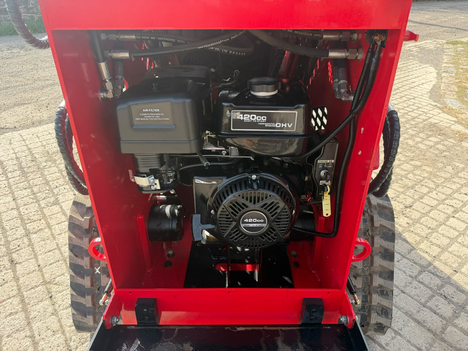 NEW/UNUSED MMS MS360TJ MINI TRACKED SKIDSTEER LOADER WITH WOOD CHIPPER AND BUCKET BUNDLE! loader for sale in Pilsley, Chesterfield — photo 4