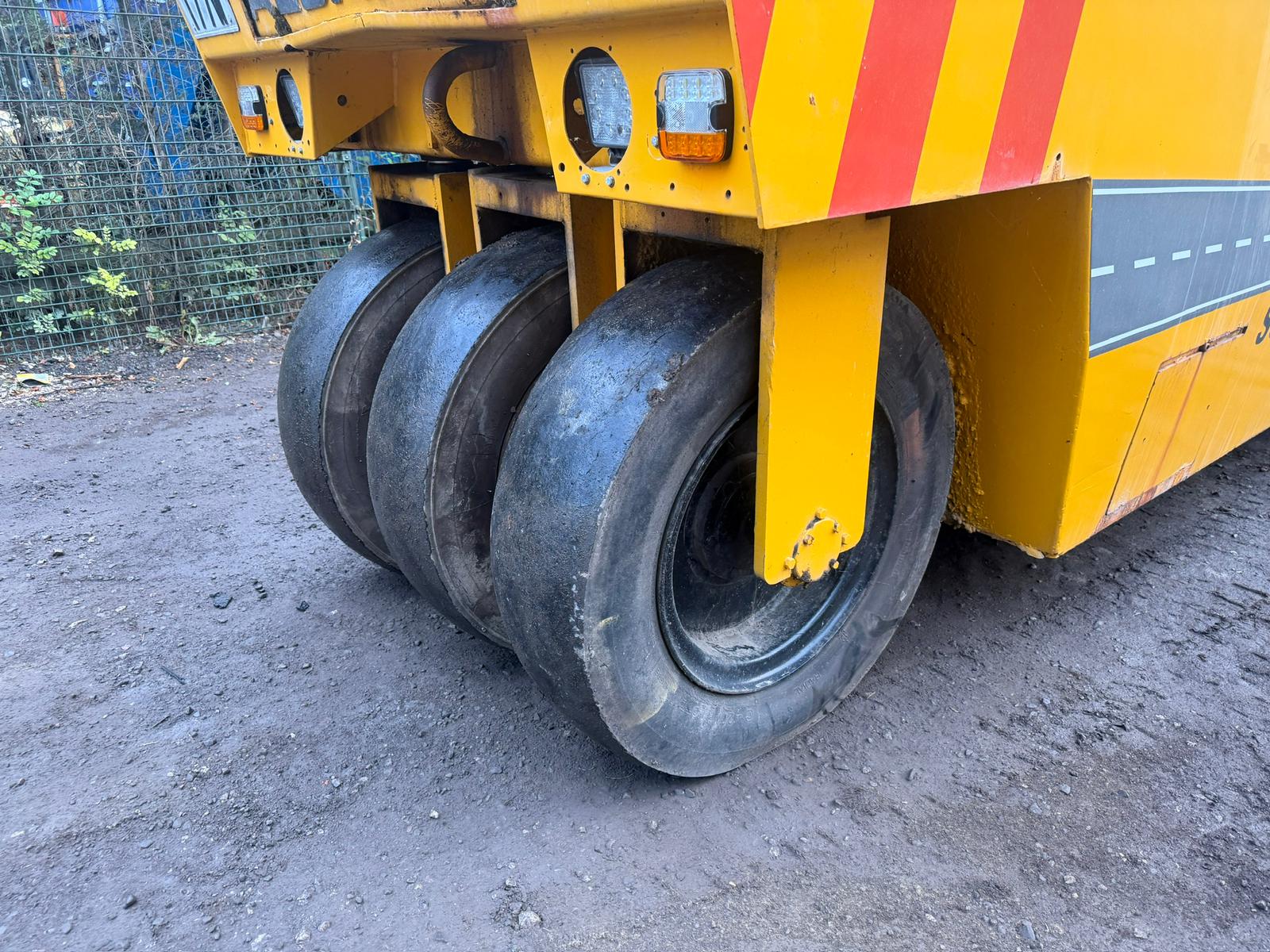 ALBARET PF2 ORTHOPACTOR RUBBER WHEELED COMPACTOR compactor for sale in Pilsley, Chesterfield — photo 6