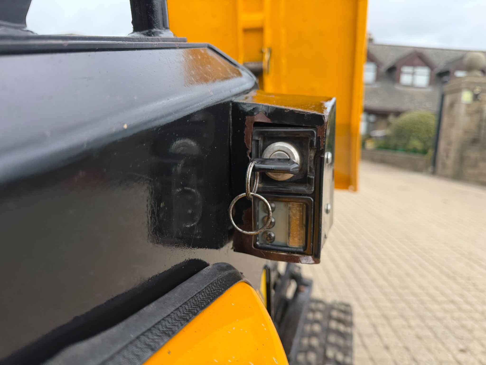 JCB dumper for sale in Pilsley, Chesterfield — photo 5