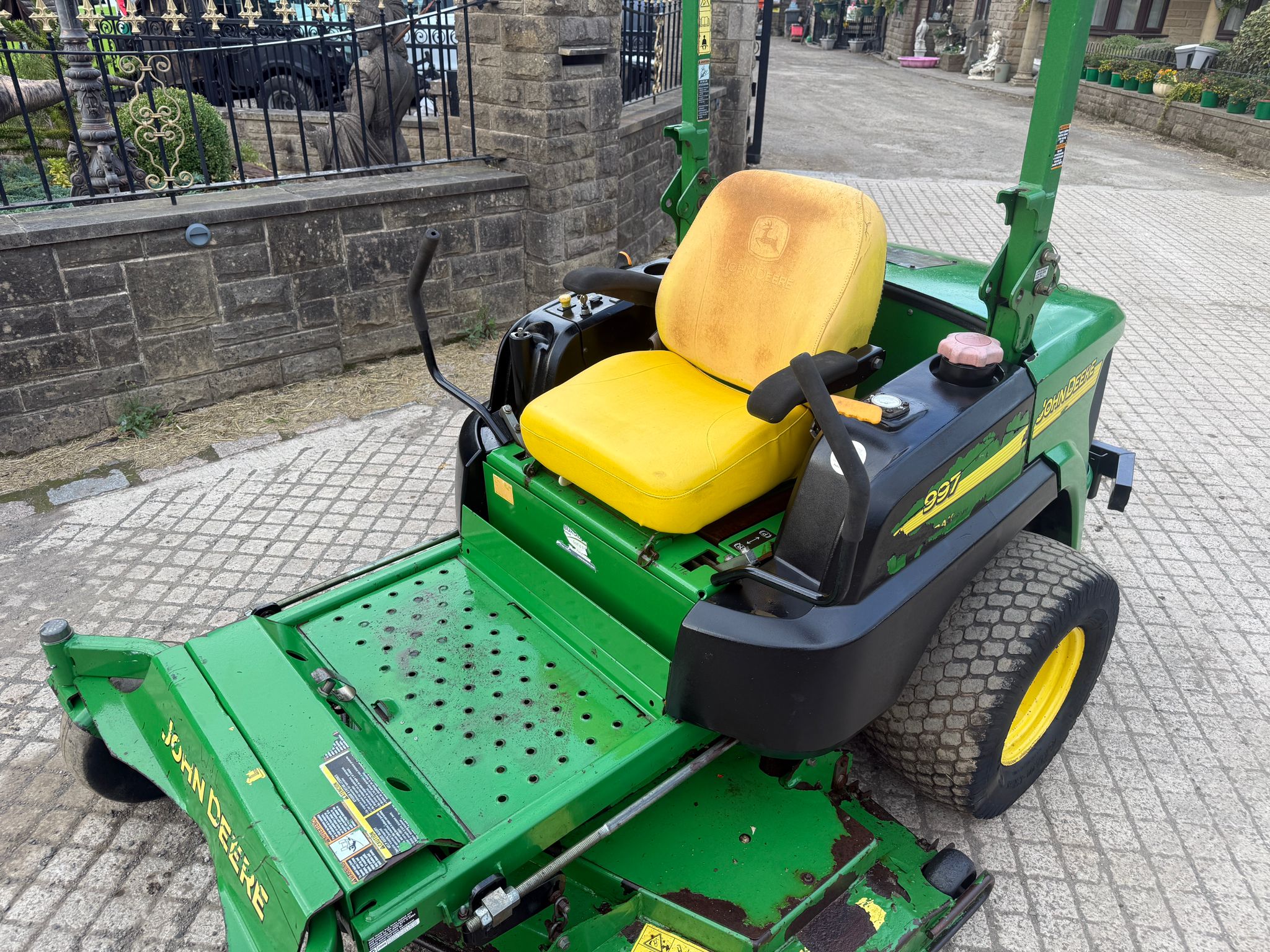 2009 John Deere mower for sale in Pilsley, Chesterfield — photo 7
