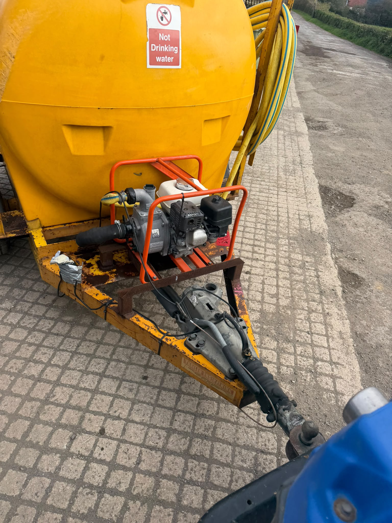TRAILER ENGINEERING 2000LTR TWIN AXLE WATER BOWSER TRAILER WITH WATER PUMP trailer for sale in Pilsley, Chesterfield — photo 11