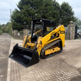 2020 GEHL RT185 TRACKED SKIDSTEER LOADER W/ NEW 72” 4 IN 1 BUCKET