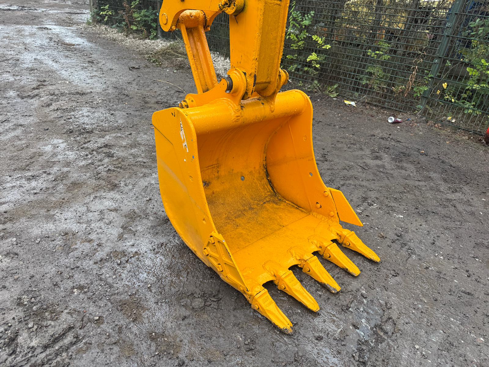 2015 JCB excavator for sale in Pilsley, Chesterfield — photo 4