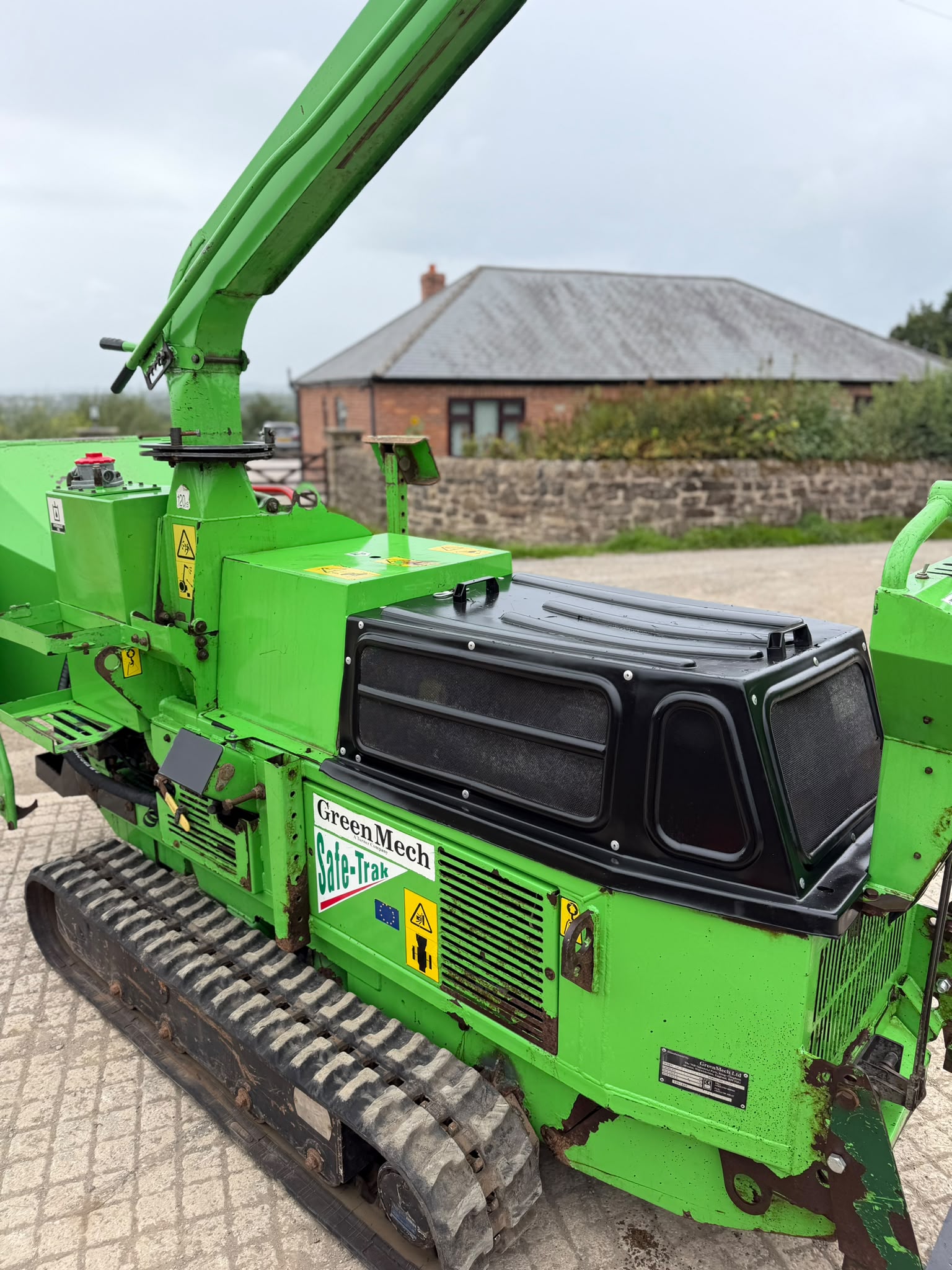 2010 chipper for sale in Pilsley, Chesterfield — photo 3