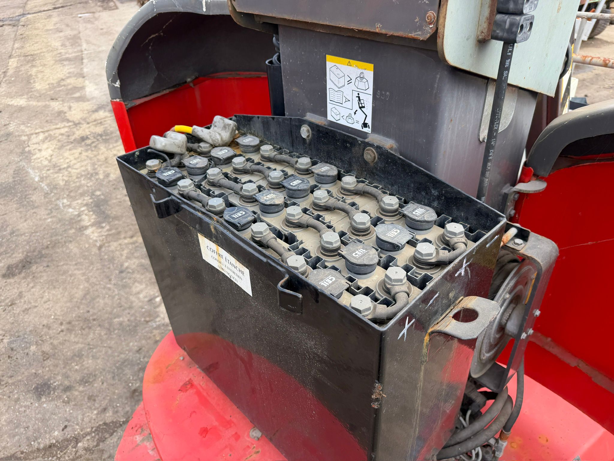 Manitou telehandler for sale in Pilsley, Chesterfield — photo 3