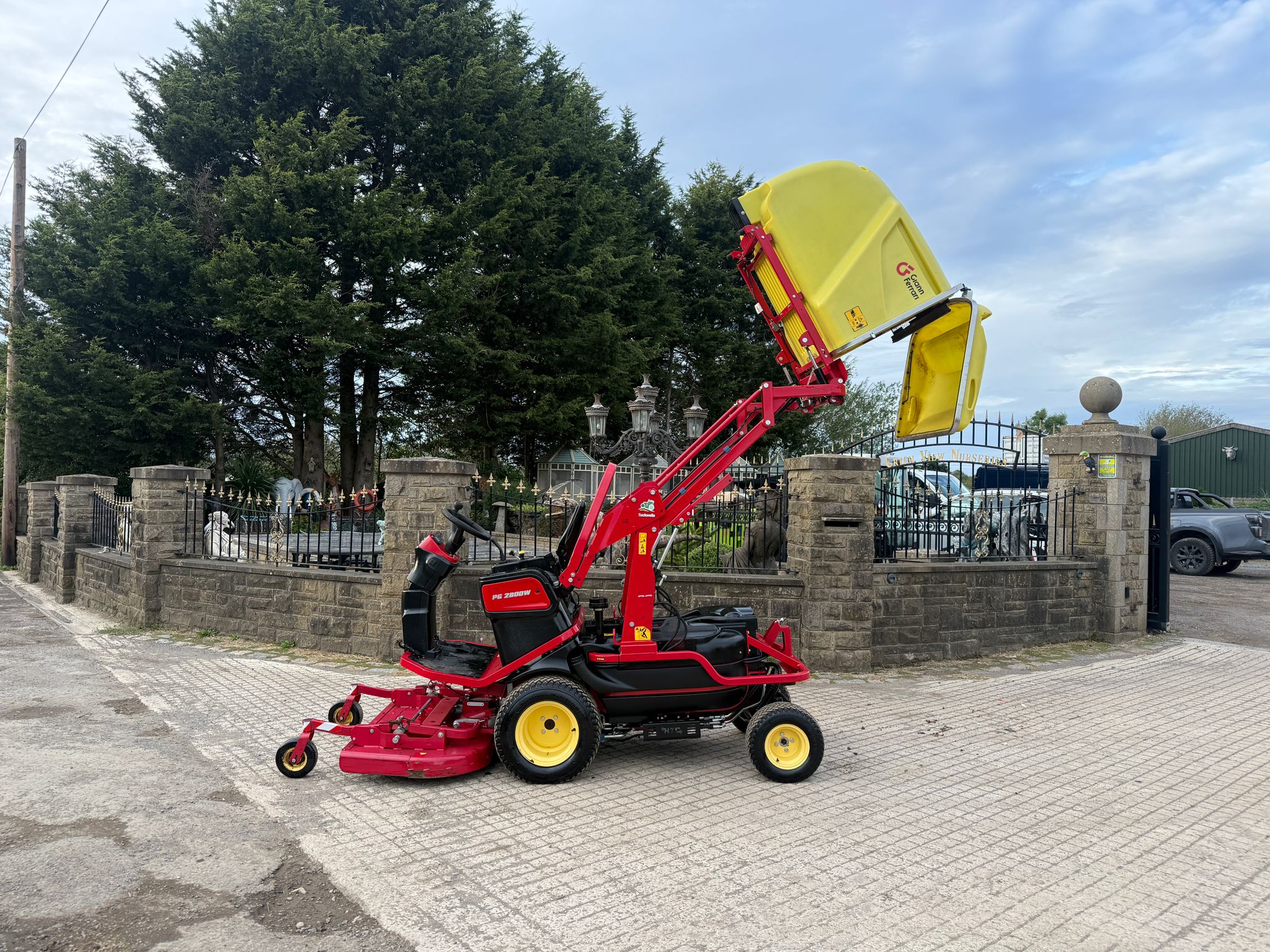 2022 mower for sale in Pilsley, Chesterfield — photo 12