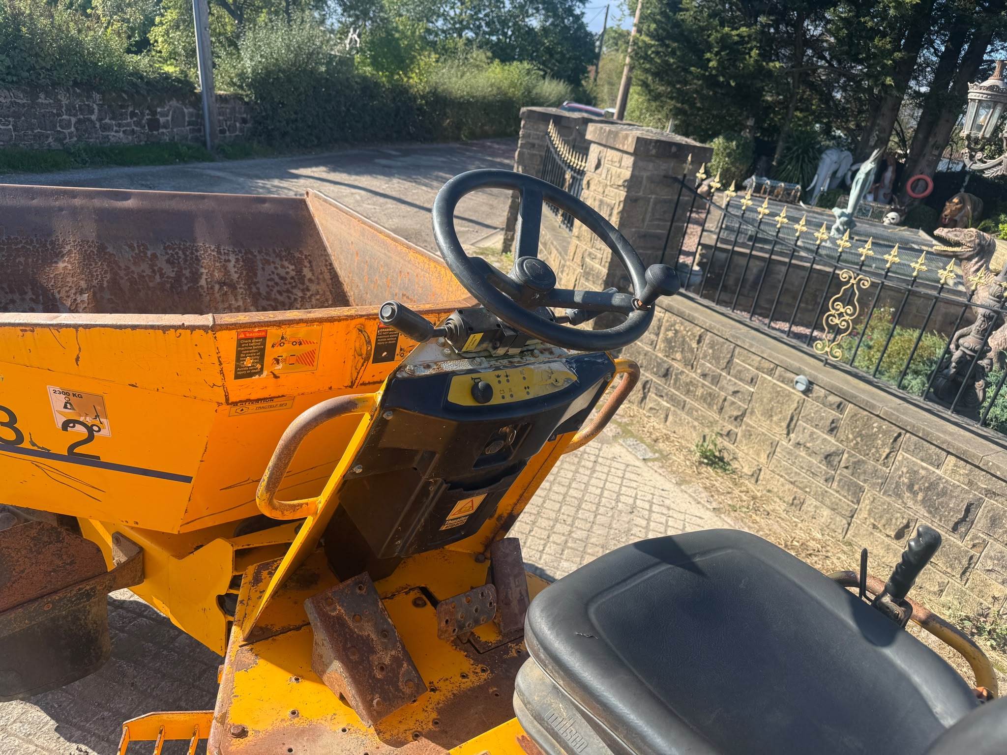 2008 Thwaites dumper for sale in Pilsley, Chesterfield — photo 11