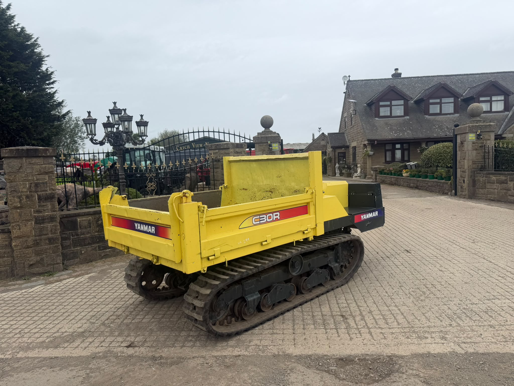 Yanmar dumper for sale in Pilsley, Chesterfield — photo 11