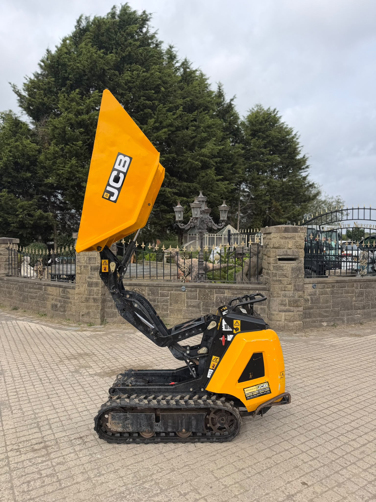JCB dumper for sale in Pilsley, Chesterfield — photo 11