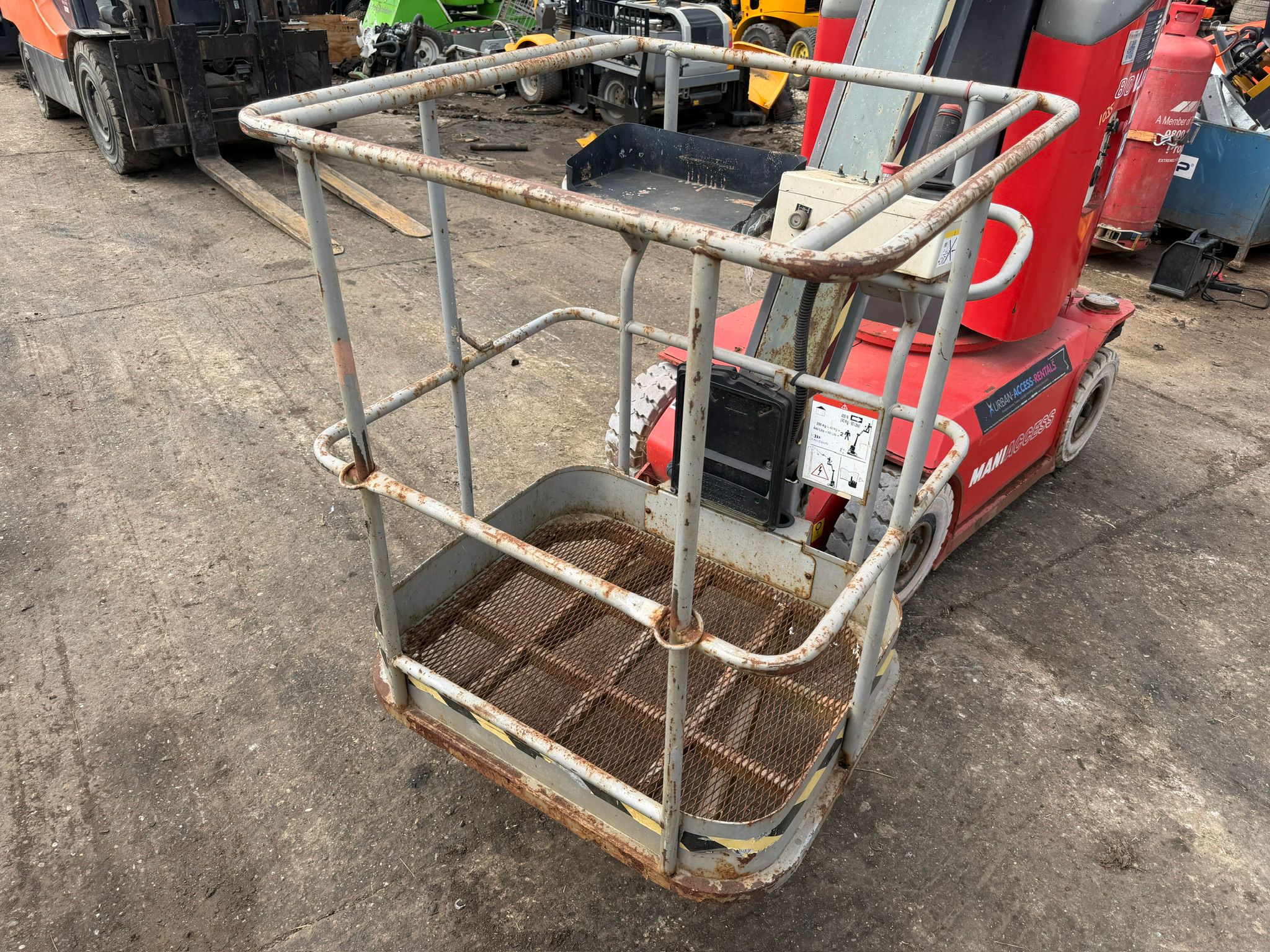 Manitou telehandler for sale in Pilsley, Chesterfield — photo 9