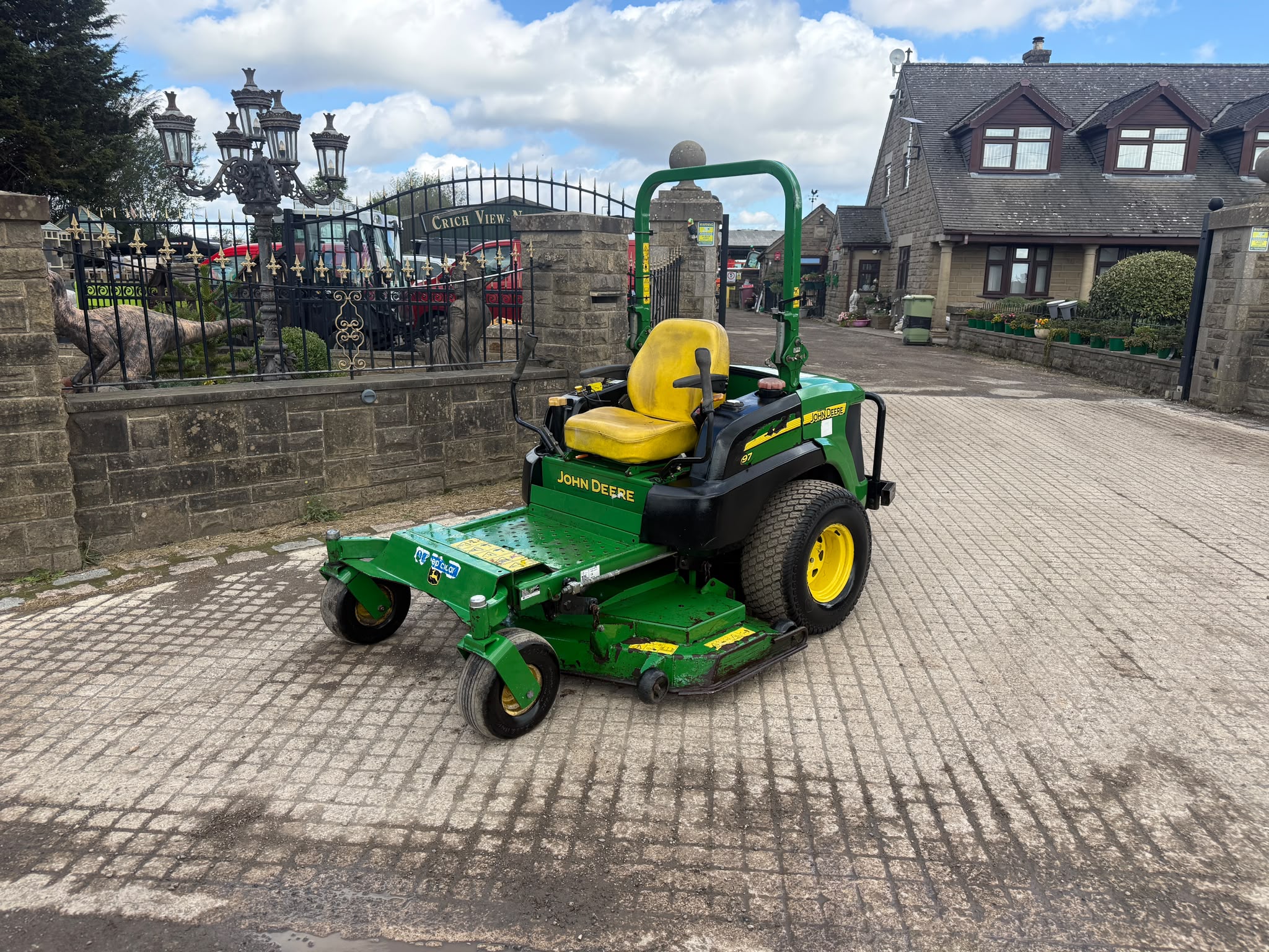 2012 2012 JOHN DEERE Z-TRAK 997 DIESEL ZERO TURN MOWER for sale in Pilsley, Chesterfield