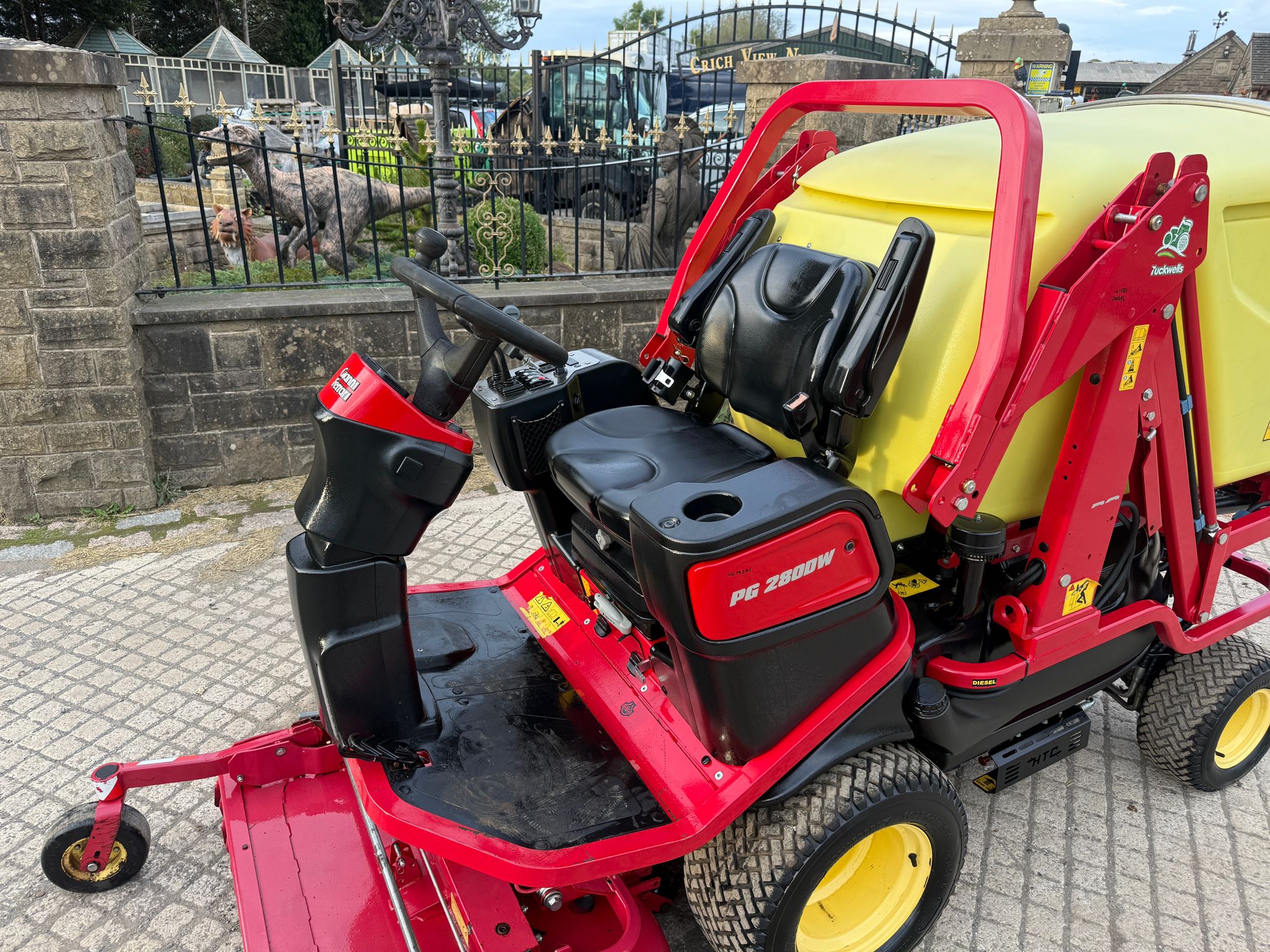 2022 mower for sale in Pilsley, Chesterfield — photo 9