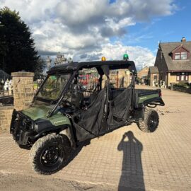 2025/74 JOHN DEERE XUV855M-S4 4WD CREW CAB GATOR BUGGY